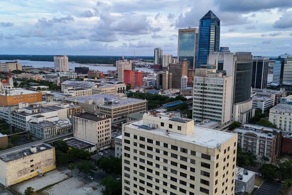 Luxury Skyrise Condo Downtown Jax Джексонвілл Екстер'єр фото