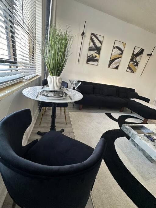 Luxury Skyrise Condo Downtown Jax Джексонвілл Екстер'єр фото